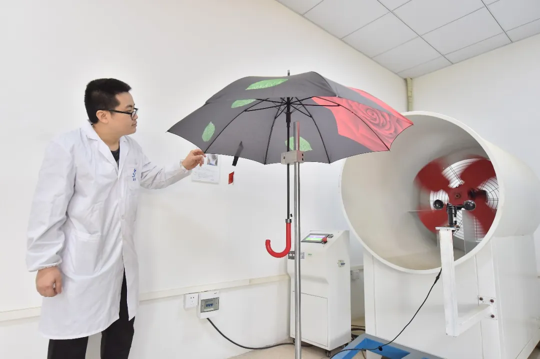 一把好傘的自我修養(yǎng)：優(yōu)安納拆解專(zhuān)業(yè)制傘門(mén)道